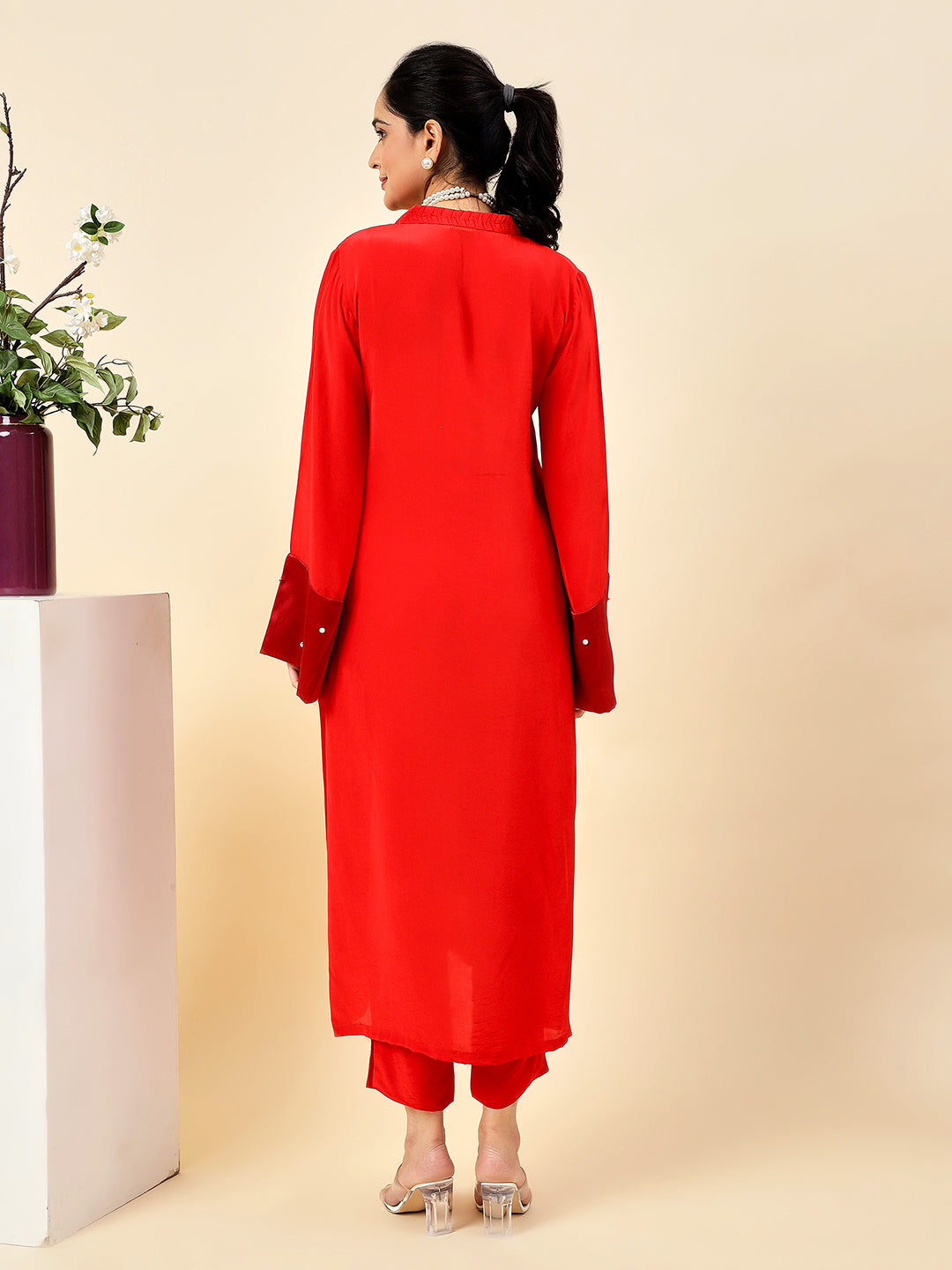 Red Eleganzia