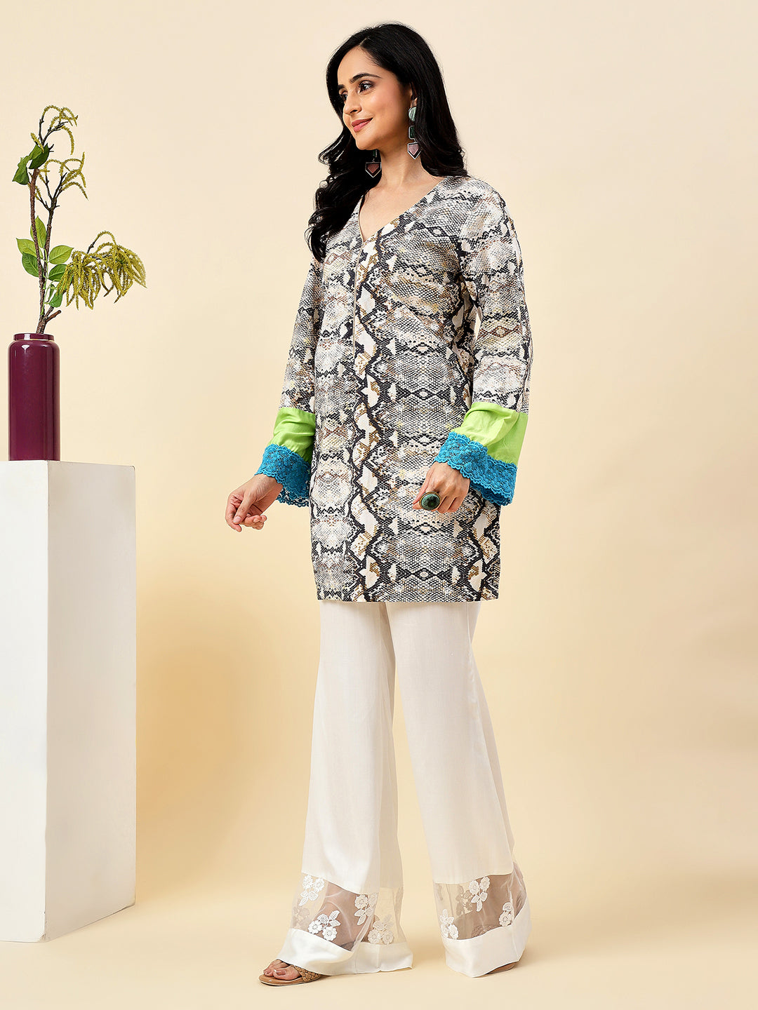 Serpentine Serenity Kurta