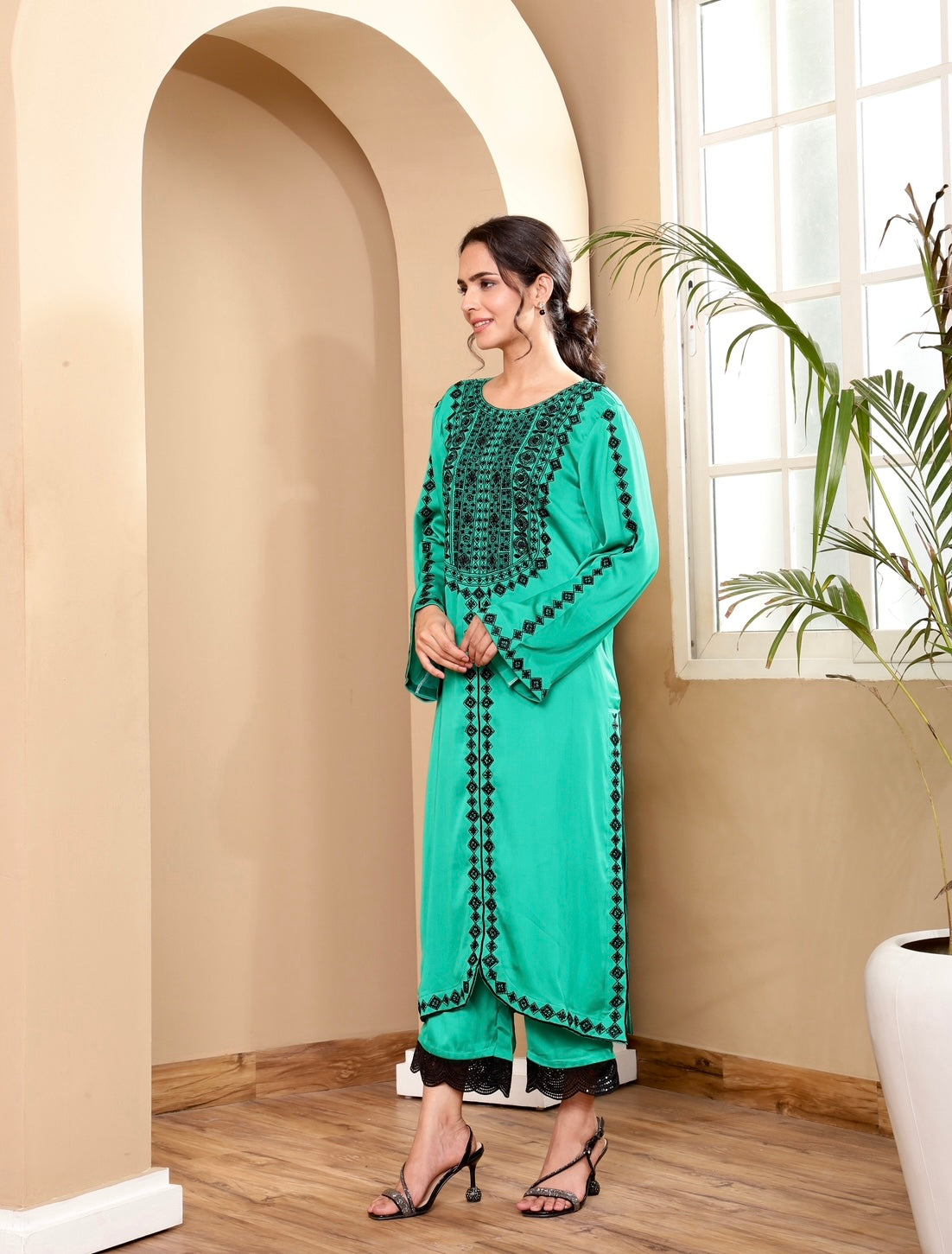 The Paris Green Story Kurta